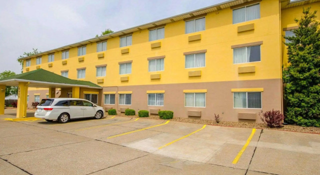 Номер Standard Quality Inn Evansville Eastland Area