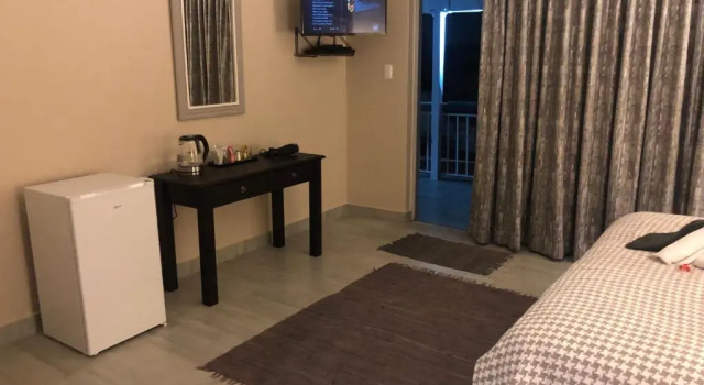 Семейный номер Standard 8 on Acacia Guesthouse