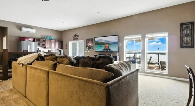 Коттедж Lakefront Home w/ Double Deck, Slip, Firepit & Game Room
