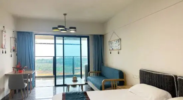 Люкс с 2 комнатами с видом на море Xu Wenhua's B&B (Hai'an New Port Branch)