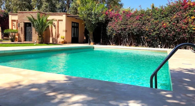 Marrakech - Palais Souad, Забронировать Отель Отели Марракеш-Тенсифт-Эль-Хауз с парковкой, Парковка