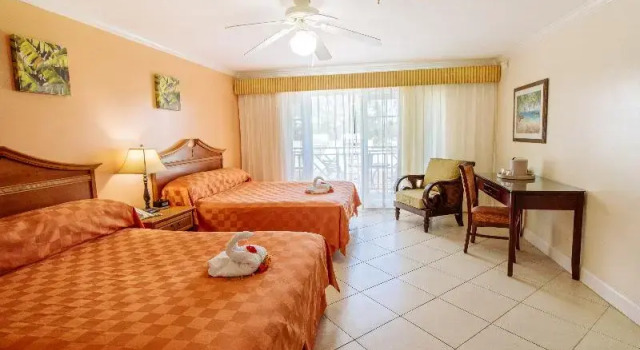 Номер Standard рядом с пляжем Bay Gardens Beach Resort and Spa