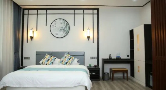 Люкс Deluxe Qiqihar Qi Che Business Hotel