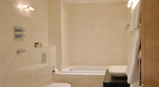 Полулюкс The Kinmel & Kinspa