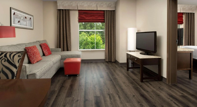 Двухместный люкс Accessible Отель Embassy Suites by Hilton Birmingham Hoover