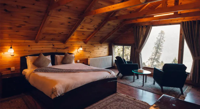 Alpine Hotel  Nathiagali, Rezerwuj Hotel Hotele w Punjab Region z parkingiem, Parking