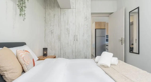 Amore 2-BR Apt By Finikoudes, Book Apartment Larnaka Larnaca Region