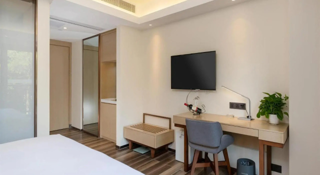 Lavande Hotel (Haikou West Coast International Conference Center ), Book Hotel Haikou Hainan