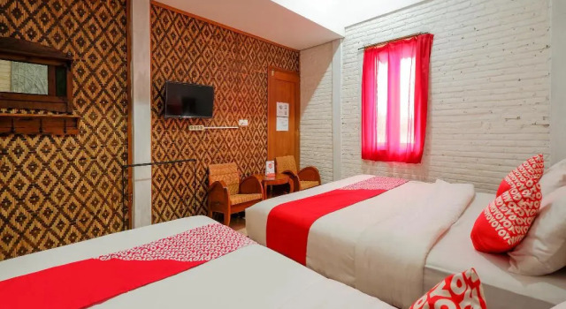 OYO 4016 Tan Jokteng Guest House