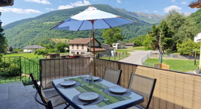 House Ca Virc Olivone, Varaa Hotelli Hotellit Ticino pysäköinnillä, Pysäköinti