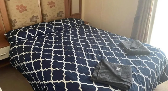 Caravan - Sleeps 8 - Pets Ok - Parking, Забронировать Отель Отели Англии 3 звезды, 3*