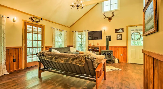 'clearwater Cabin' on 10 Acres w/ Trout Stream!, Boek Vakantiehuis McDowell Verenigde Staten