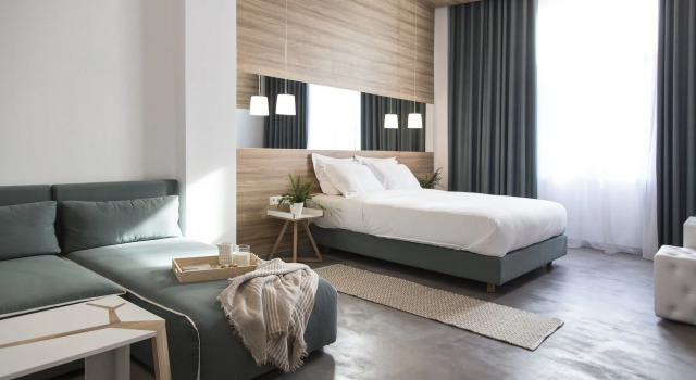 Monogram Hotel, Забронировать Отель Отели Салоников с парковкой, рядом с Базилика Святого Димитрия, Парковка