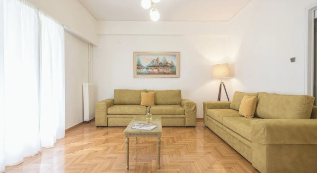 Апартаменты Victoria Majestic Suites Apartments