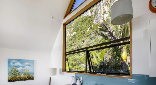 Коттедж Luxury Seascapes Holiday House