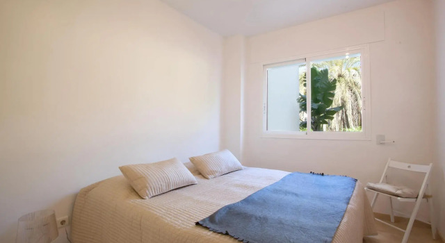 Marbella Playa 10 in Marbella, Забронировать Отель Отели Марбелья с бассейном, рядом с Теннисный и спортивный клуб Don Carlos, Бассейн