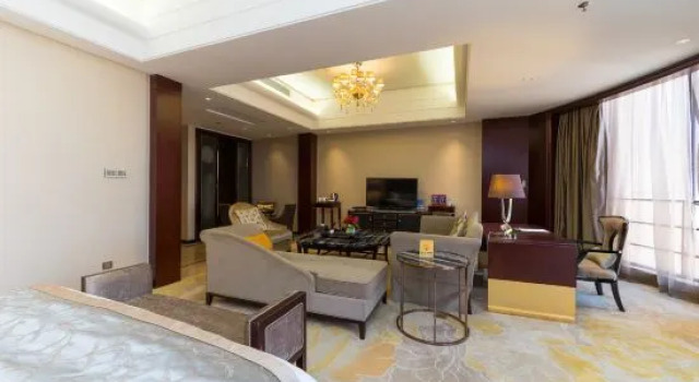 Люкс Business Vienna International Hotel Meizhou Dingzi Bridge