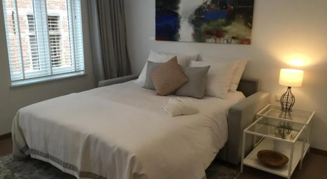 Номер Standard Antwerp Business Suites