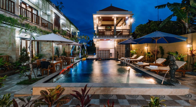 Номер Superior Sari Nusa Inn