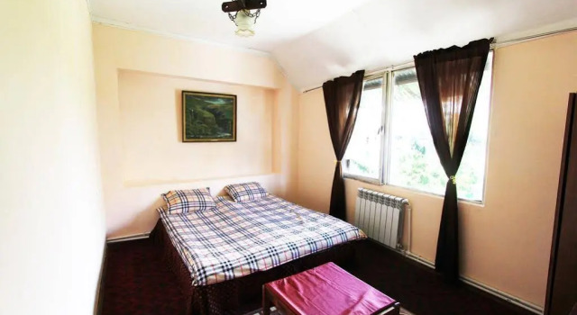 Guest House Druzhba, Reservar Casa de hóspedes Hotéis em Erevan com piscina, Piscina