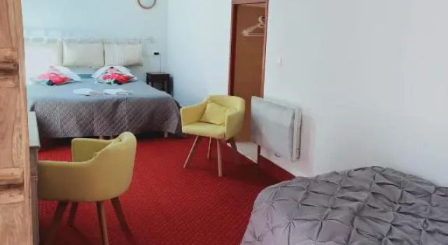 Семейный номер Standard с видом на внутренний двор Hotel Saint Amant