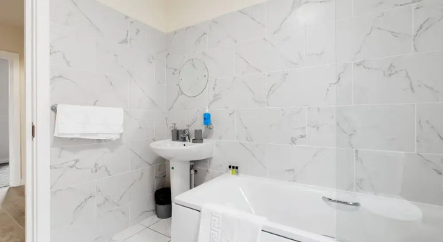 RWJ WS10 Woden House 101