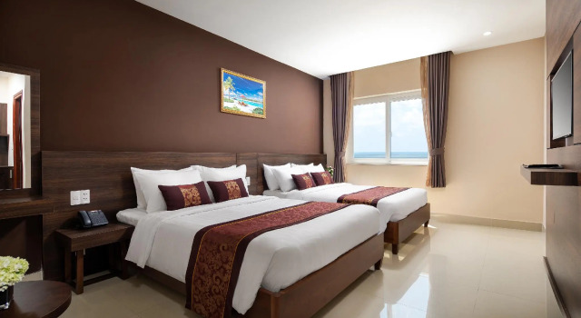 Четырёхместный номер Deluxe Nolis Hotel