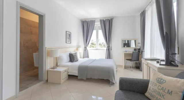 Двухместный номер Deluxe с балконом Albergo Mirador Ascona