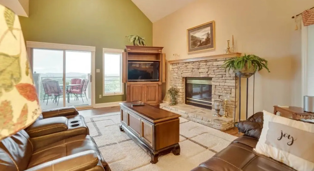 Sevierville Home w/ Mountain Views ~ 1 Mi to Town!