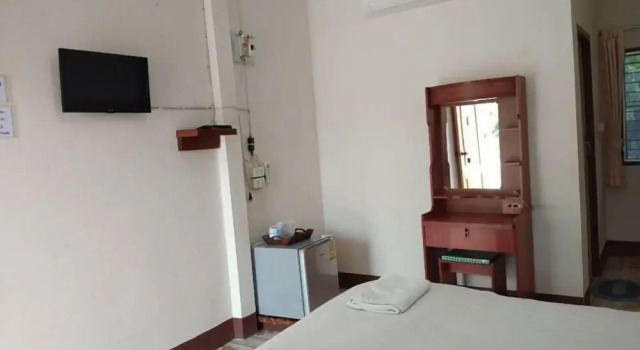 Двухместный номер Standard с балконом и с красивым видом из окна Sarm Mork Guest House