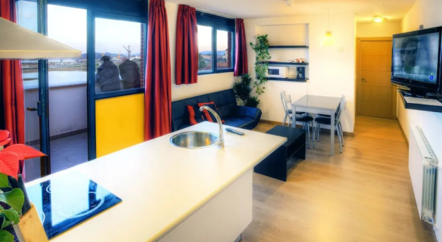 Номер Standard Пентхаус с 2 комнатами с балконом и с видом на залив Apartamentos Bahía de Boó
