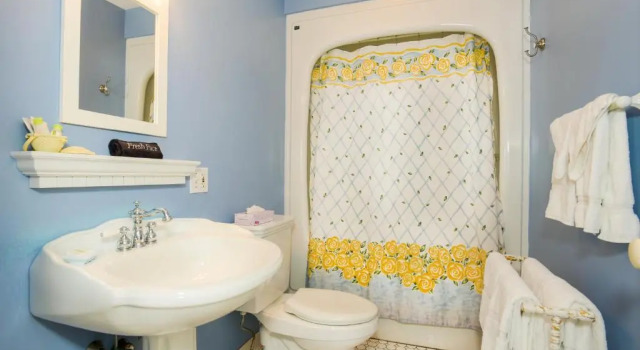 Номер Standard с балконом Payne's Harbor View Inn