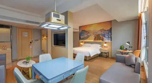 Люкс Vienna Hotel (Hechi Donglan Branch)