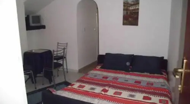 NB Guesthouse, Забронировать Гостевой дом Тиват Округ Тиват, рядом с Пляж Вайкики