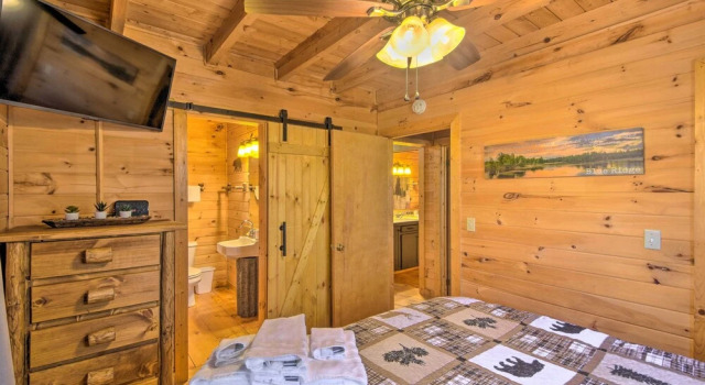 Коттедж Creekside Cabin in the Blue Ridge Mountains!