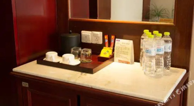 Люкс Enrichee Gloria Plaza Hotel