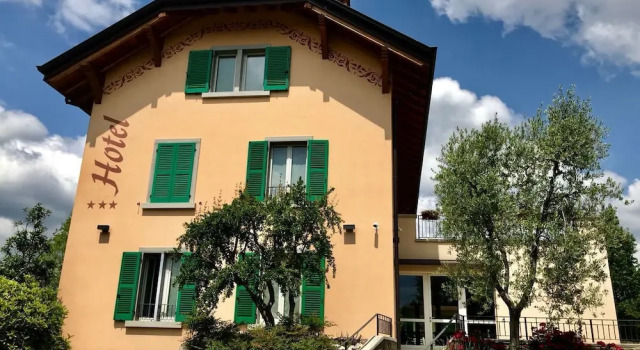 Cornelle Hotel