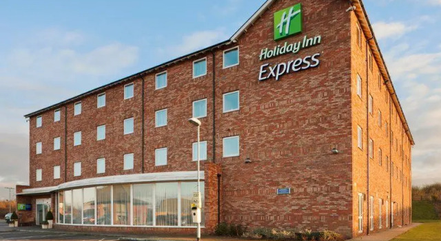 Кровать в общем номере Holiday Inn Express Nuneaton by IHG