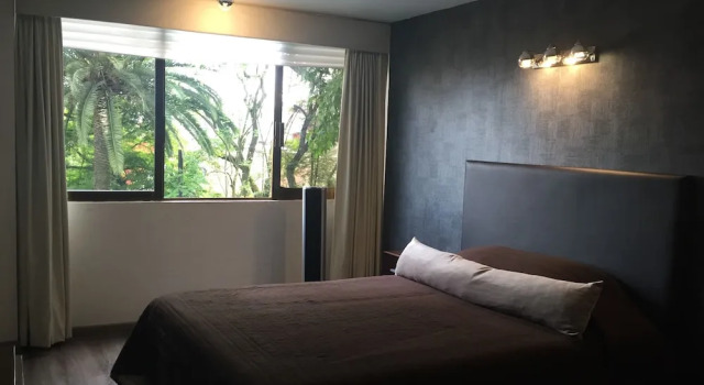Номер Standard Suites Meson del Cid