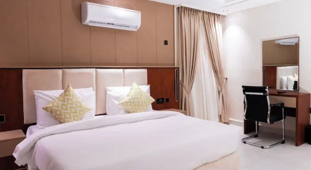 Люкс Comfort Abuja Apartments - The Meridian