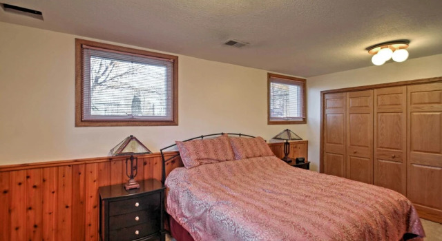 Quaint Duluth Hideaway w/ Private Fenced-in Yard!, Varaa Lomakoti Mökit kohteessa Duluth, Mökki