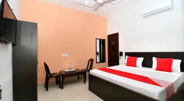 Hotel Smart King By OYO Rooms, Varaa Hotelli Zirakpur Haryana