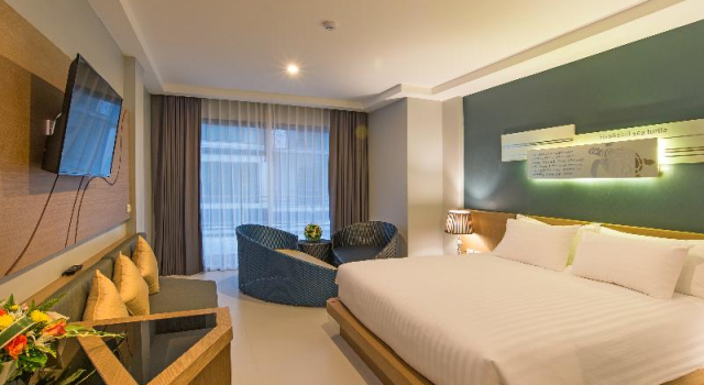 Двухместный номер Superior с балконом AVA SEA Resort Krabi, Ao Nang Beach