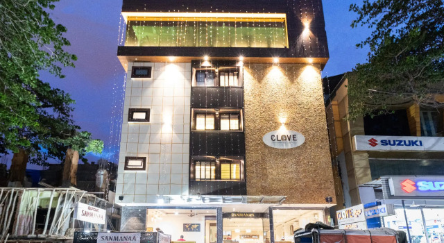 Super Townhouse OAK Clove Boutique Hotel Rajaji Nagar Near Lulu Mall Bengaluru, Забронировать Бутик-отель Бизнес-отели штата Карнатаки, 4* 5*