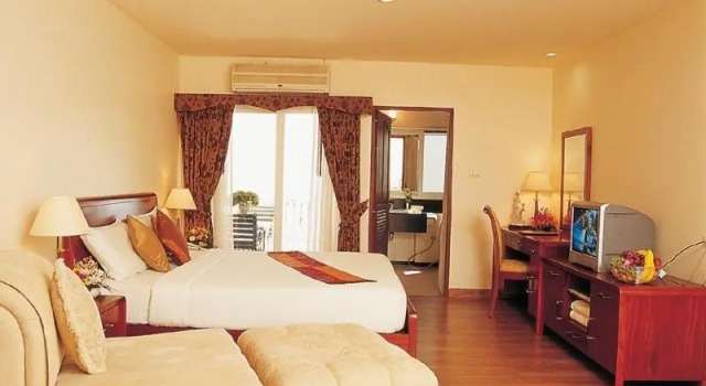 Студия с балконом LK Pavilion Executive Serviced Apartment