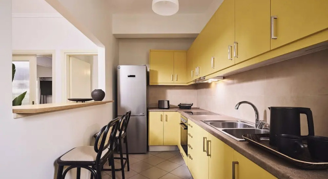 Апартаменты Executive Kova Residence, Acropolis by Aura Homes