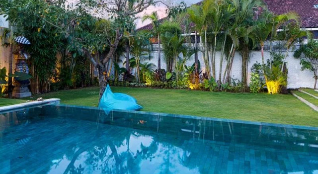 Banyan Villa Bali, Rezervovat Vila Chaty v Bali, Chalupa