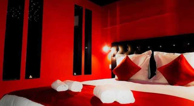 Suite Romantique, Rezerwuj Hotel Narbona Aude