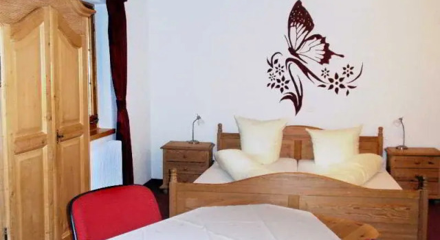 Landgasthof Sommerfeld, Prenota Hotel Jenaz Prättigau