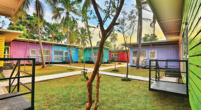 Капсула Mambo's Arugambay Hotel